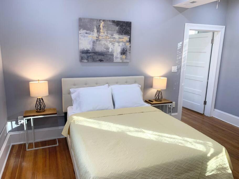 Cozy 2bd/2ba Apartment Baltimore