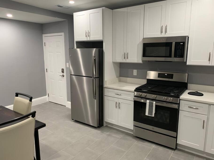 Cozy 2bd/2ba *