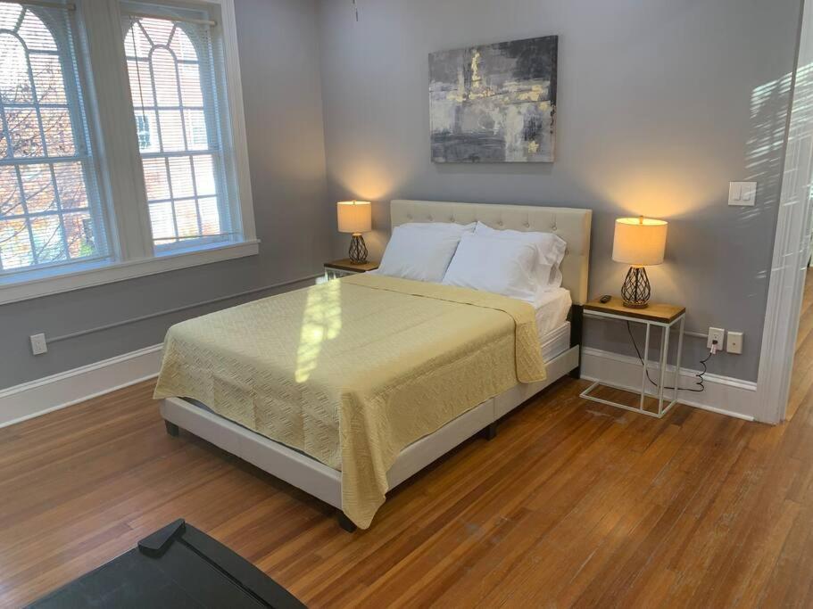 Cozy 2bd/2ba