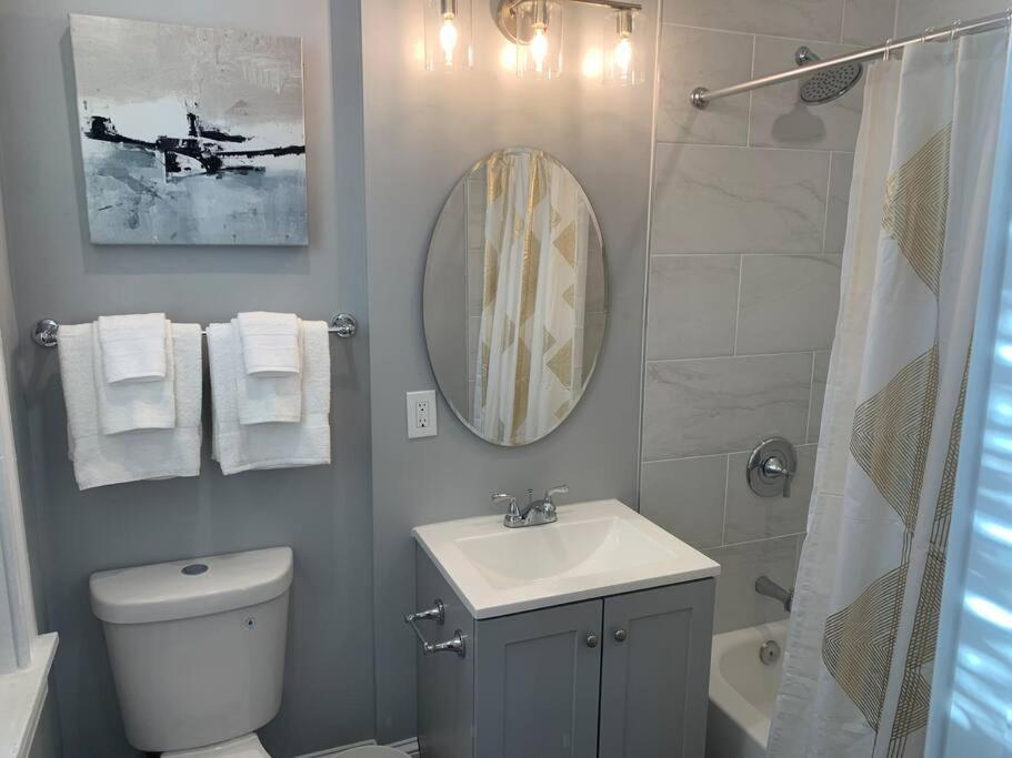 Cozy 2bd/2ba Apartment *