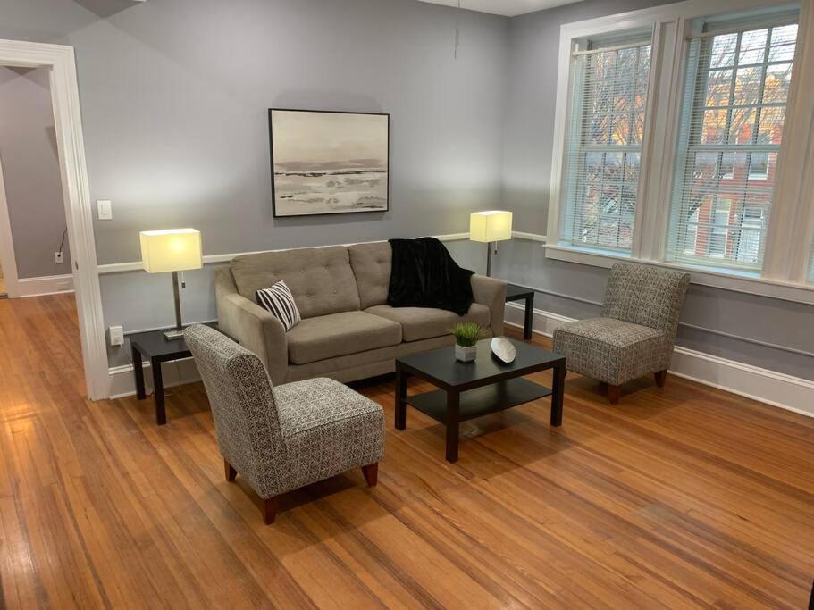 Apartment Cozy 2bd/2ba